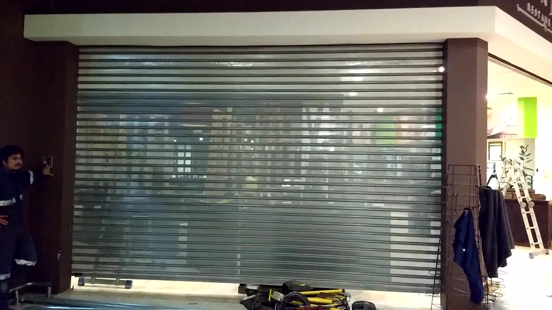 CORTINA MICROPERFORADA - Fabrica De Cortinas Metálicas