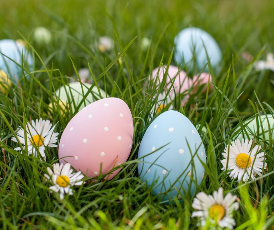 Pourquoi Pâques rime avec lapins, œufs, cloches et p'tits poissons en  chocolat ?