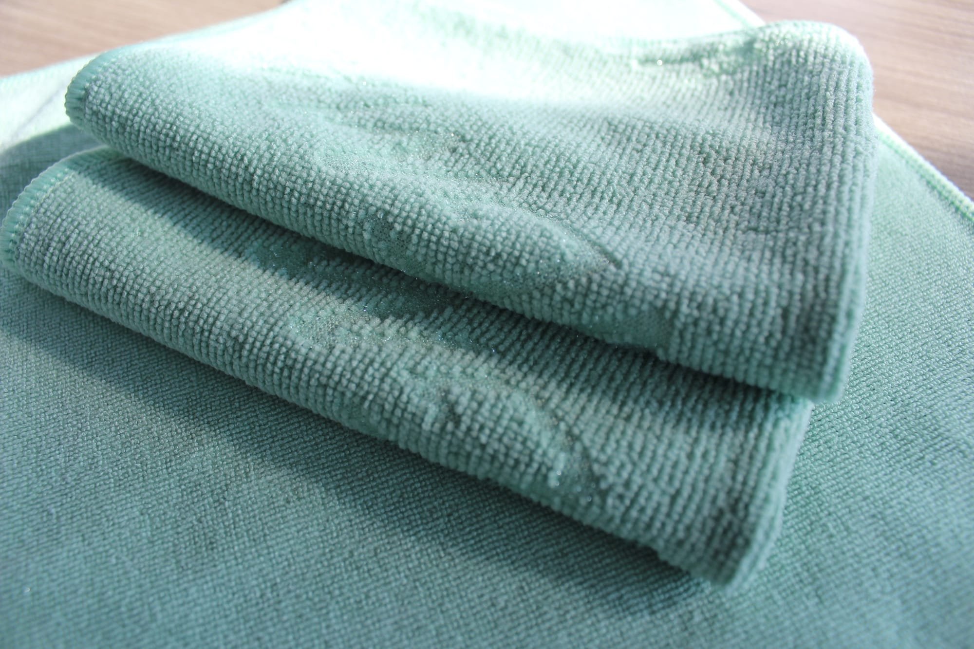 Shiny microfiber stretch towel with different colors
