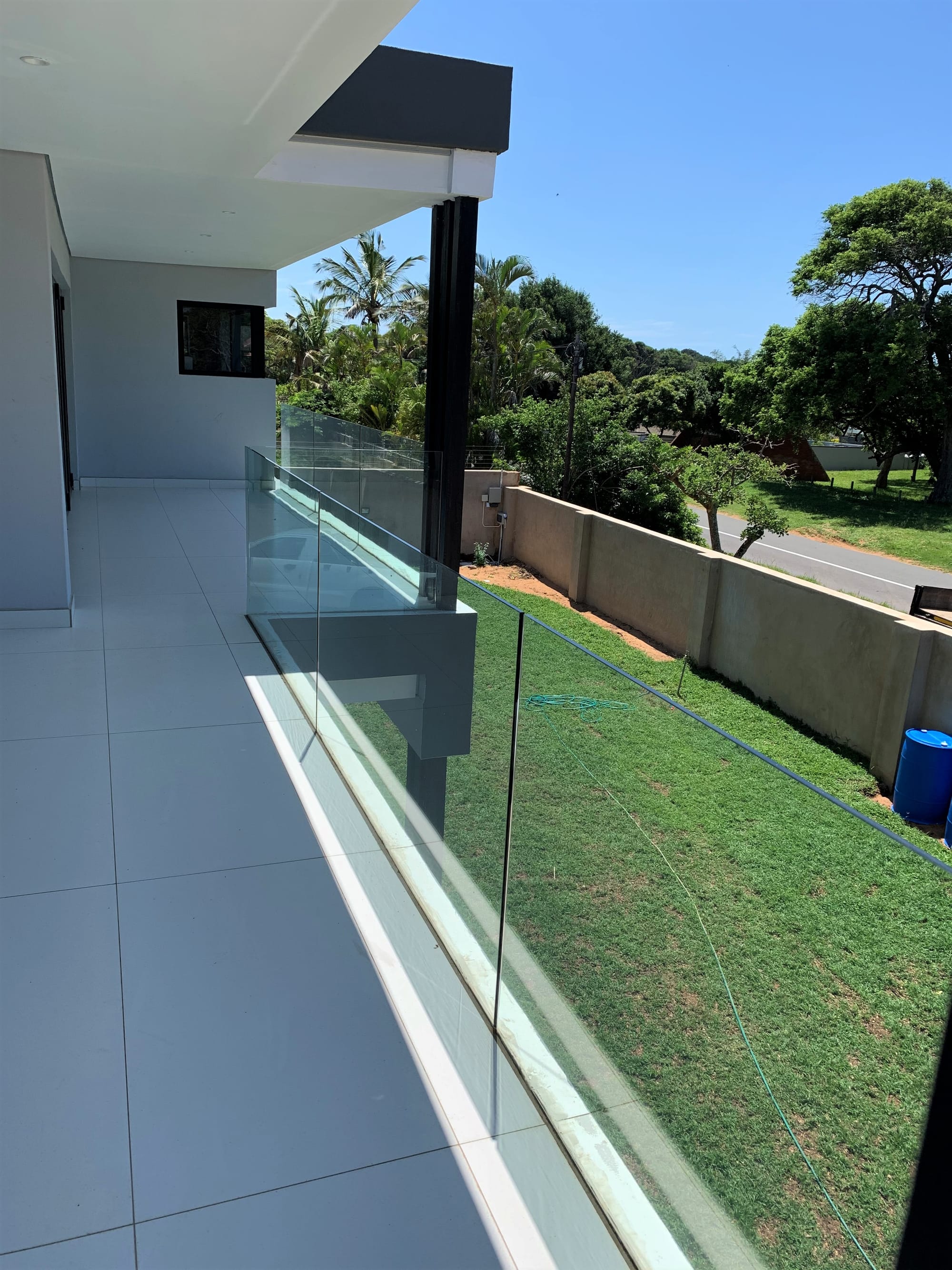 Frameless Glass Balustrades - Aluglass Kzn