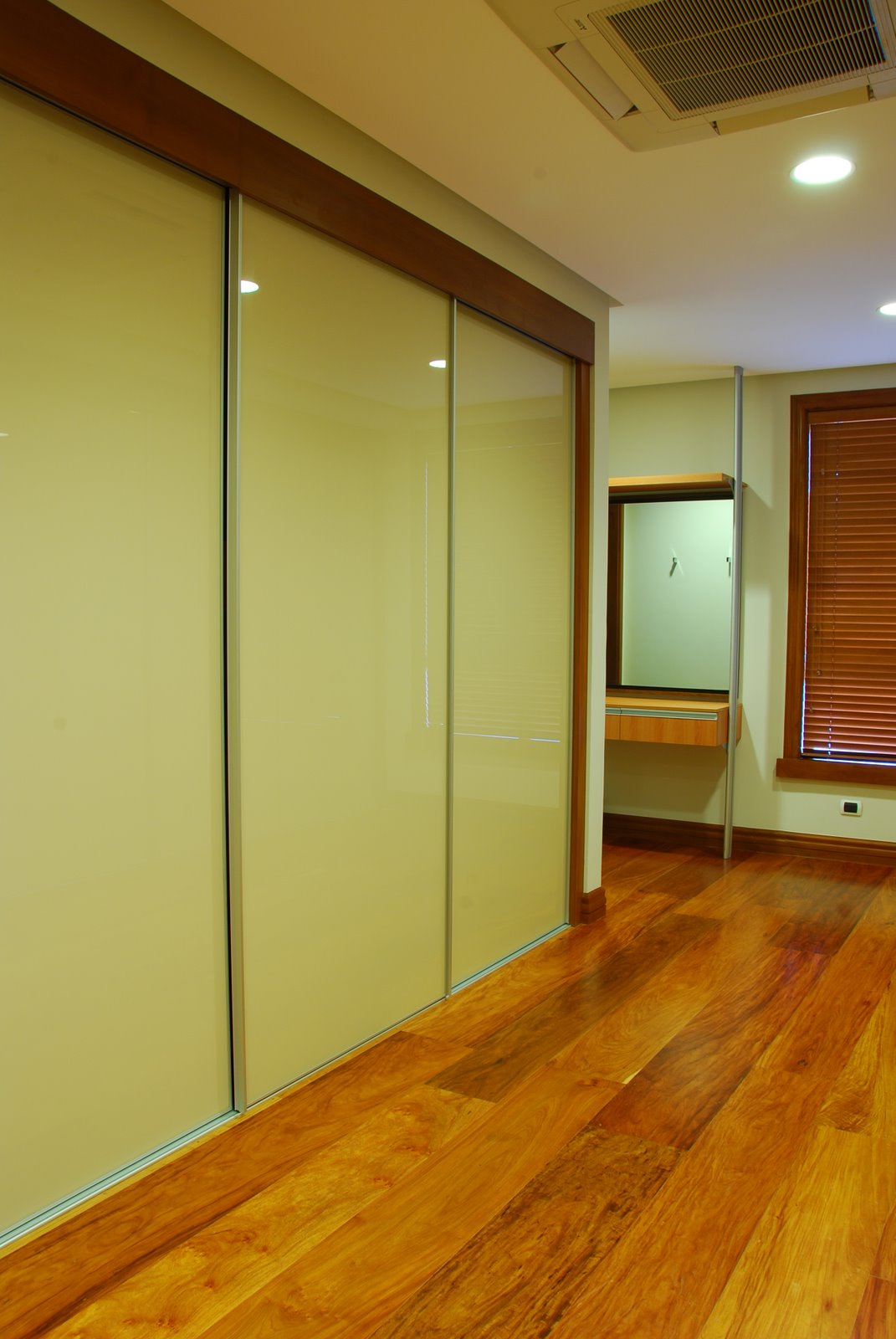 SLIDING WARDROBE SPECIAL DIMENSIONS