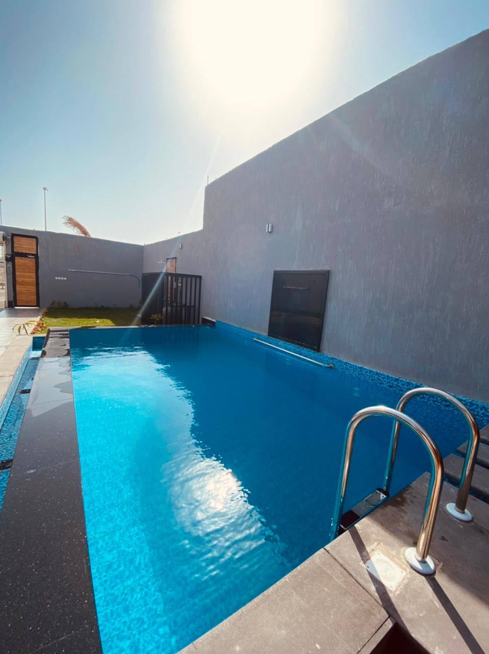 Rustic cottage with garden and pool view