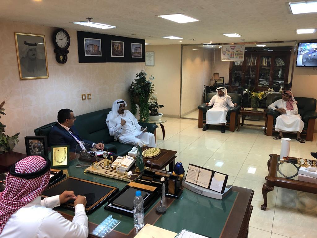 Participation of community leaders in discussing hospital strategy