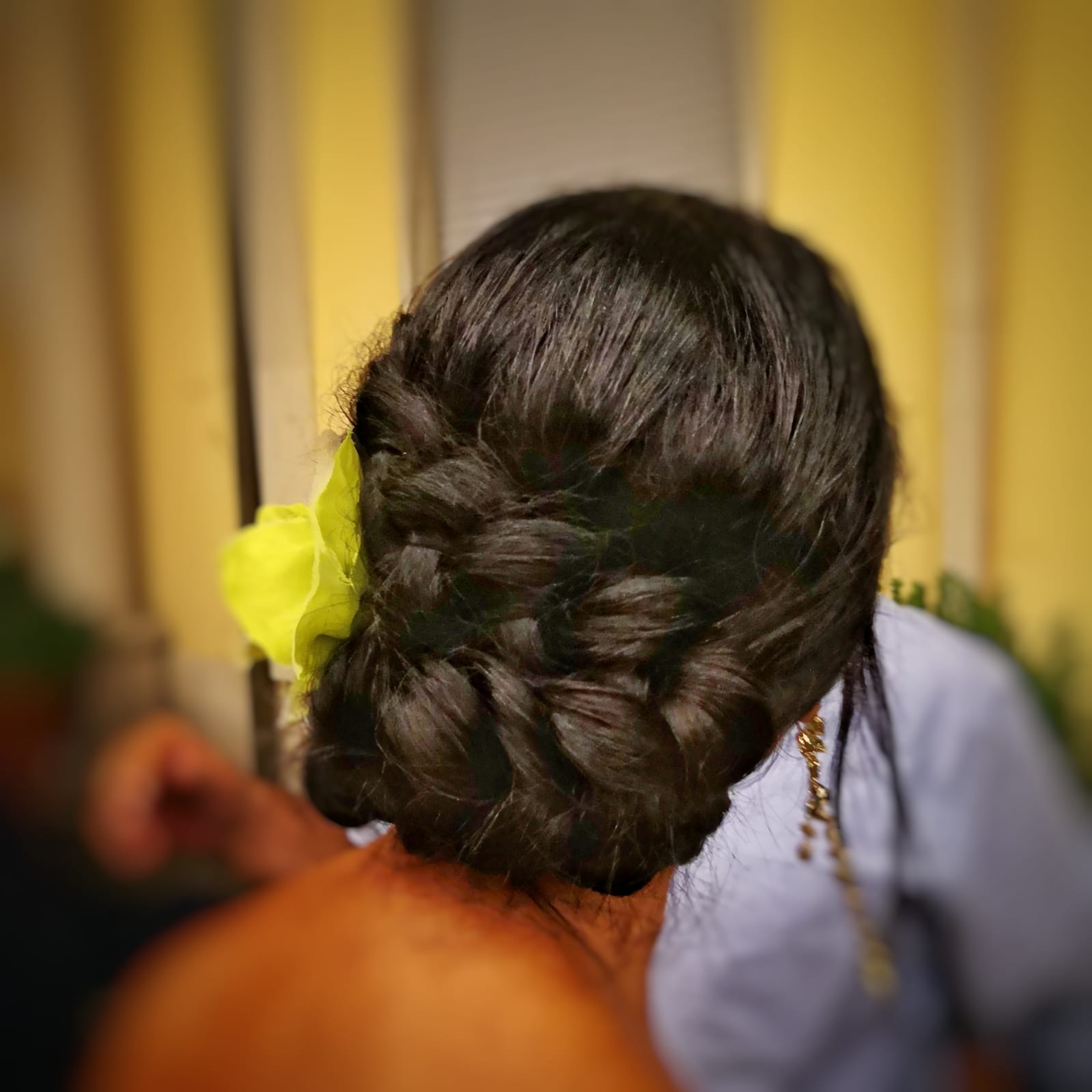 WEDDING HAIRSTYLE