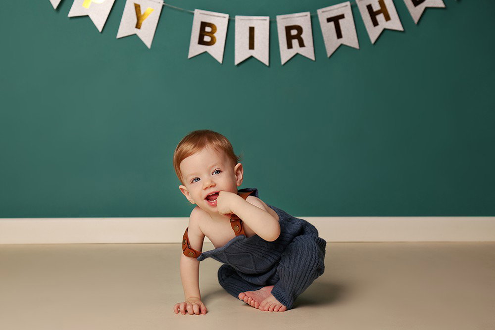 What an amazing age for photos! First birthday - how could you not, a celebration?! Recommended with cake.
