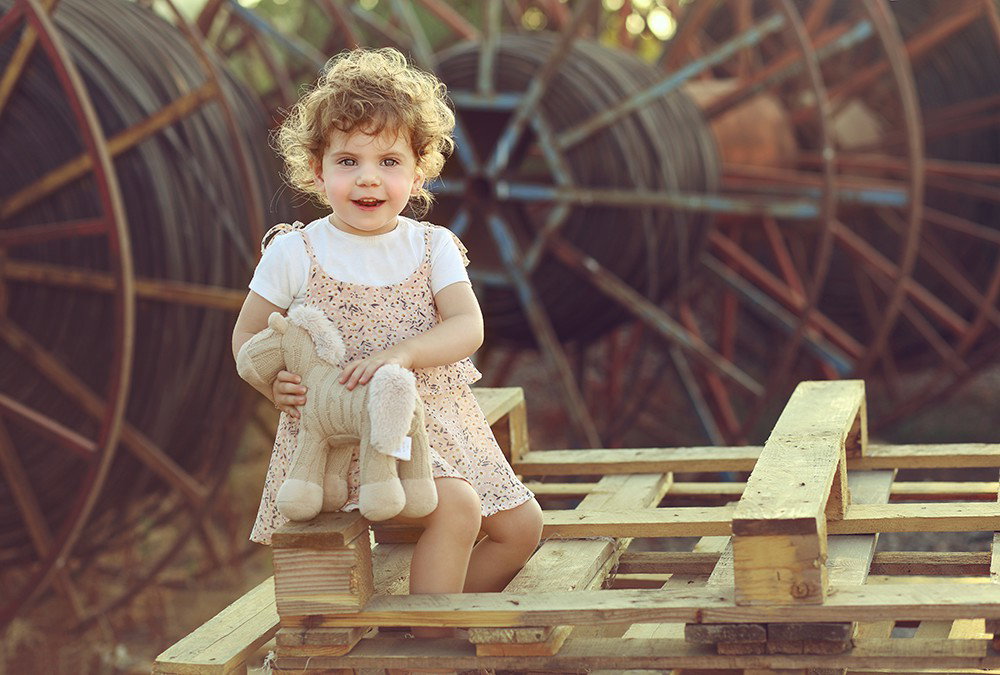 Fun and beautiful moments of childhood and family interaction!