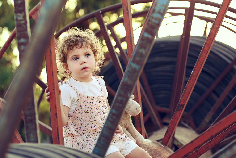 Fun and beautiful moments of childhood and family interaction!