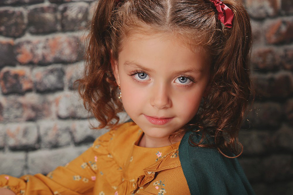 Fun and beautiful moments of childhood and family interaction!