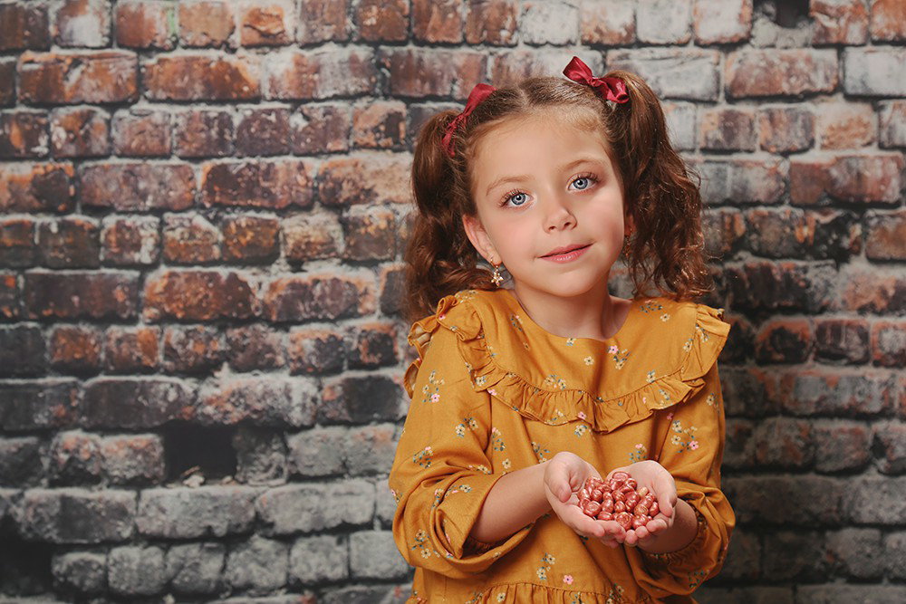 Fun and beautiful moments of childhood and family interaction!