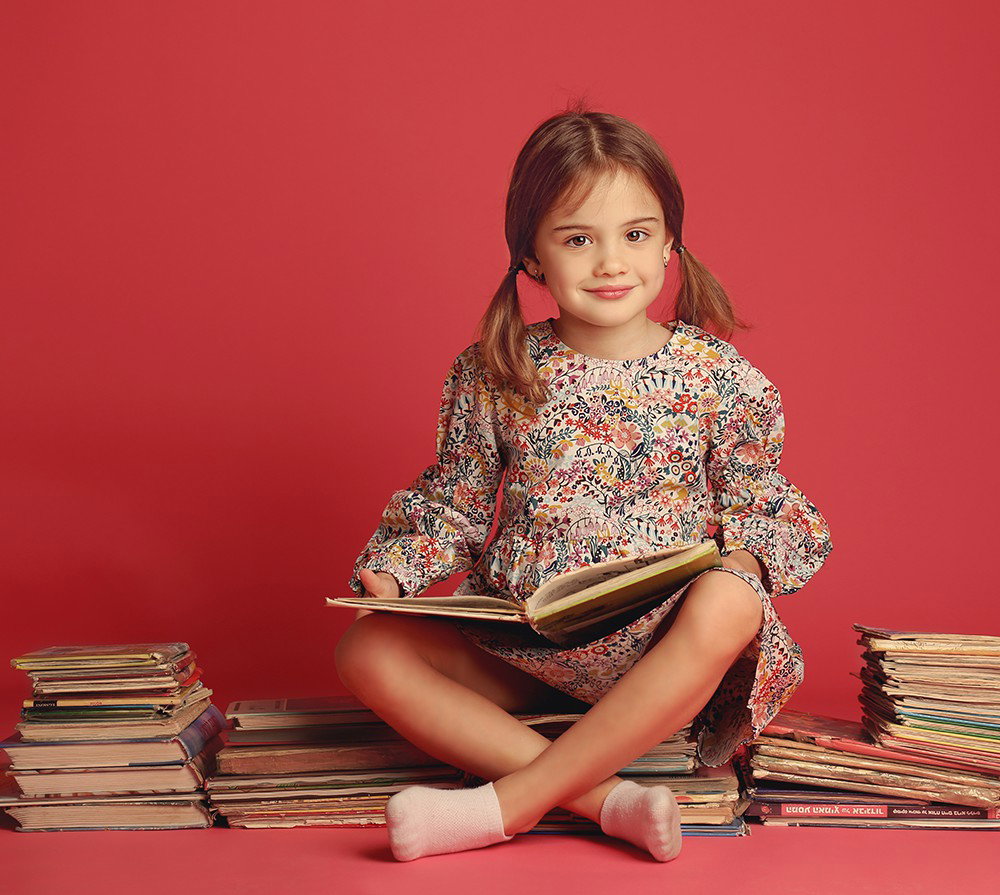 Fun and beautiful moments of childhood and family interaction!