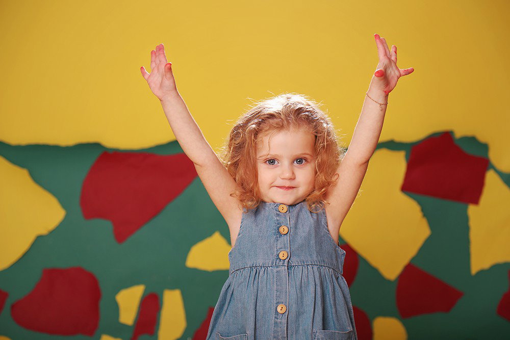 Fun and beautiful moments of childhood and family interaction!