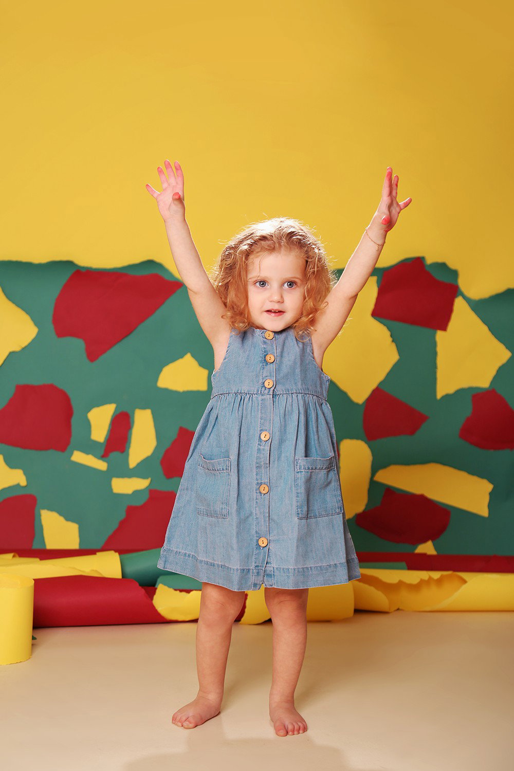 Fun and beautiful moments of childhood and family interaction!