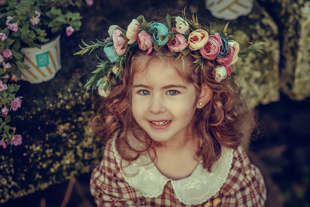 Fun and beautiful moments of childhood and family interaction!