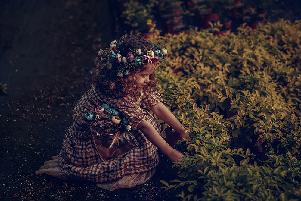 Fun and beautiful moments of childhood and family interaction!