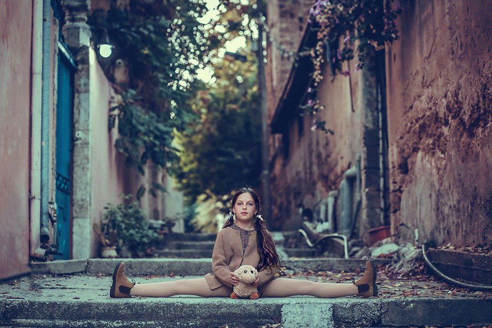 Fun and beautiful moments of childhood and family interaction!