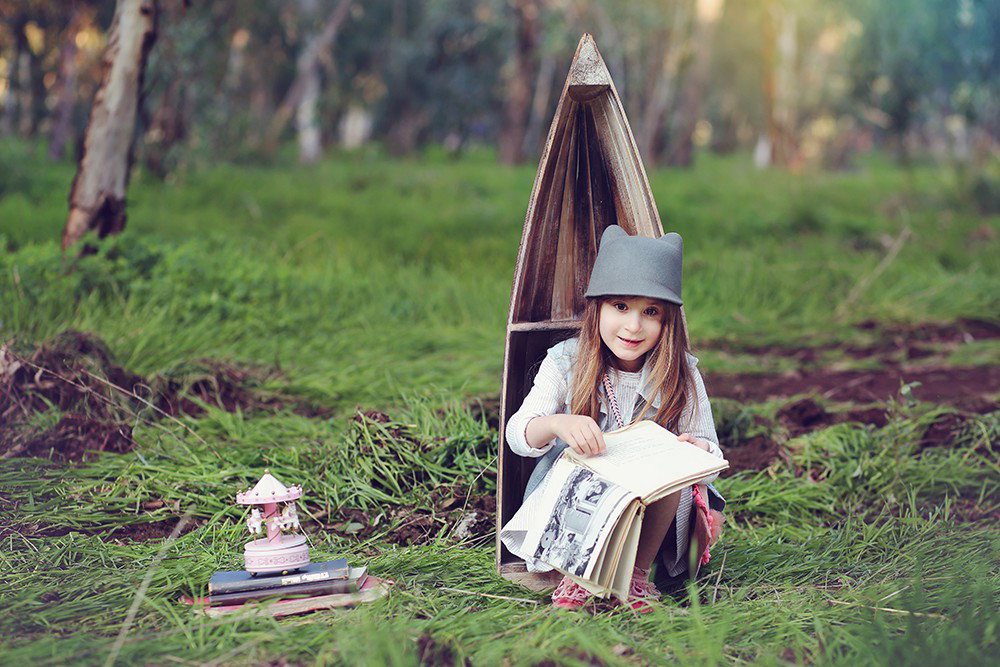 Fun and beautiful moments of childhood and family interaction!