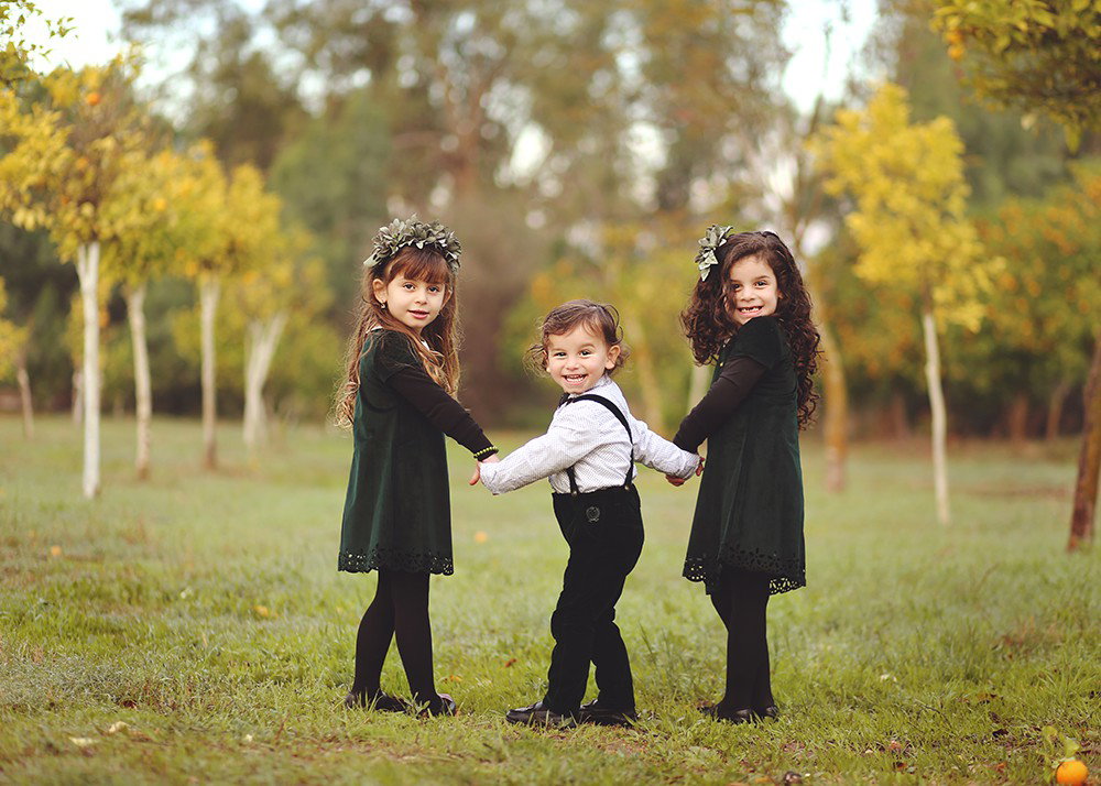 Fun and beautiful moments of childhood and family interaction!