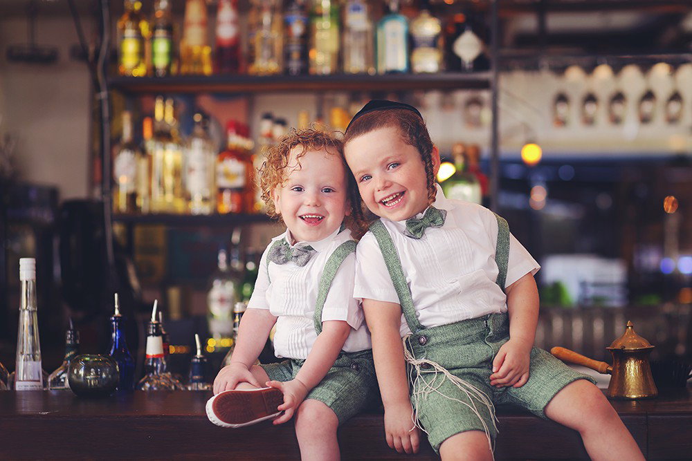 Fun and beautiful moments of childhood and family interaction!