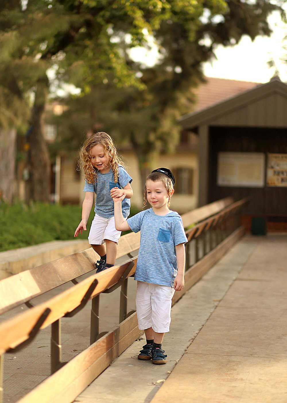 Fun and beautiful moments of childhood and family interaction!