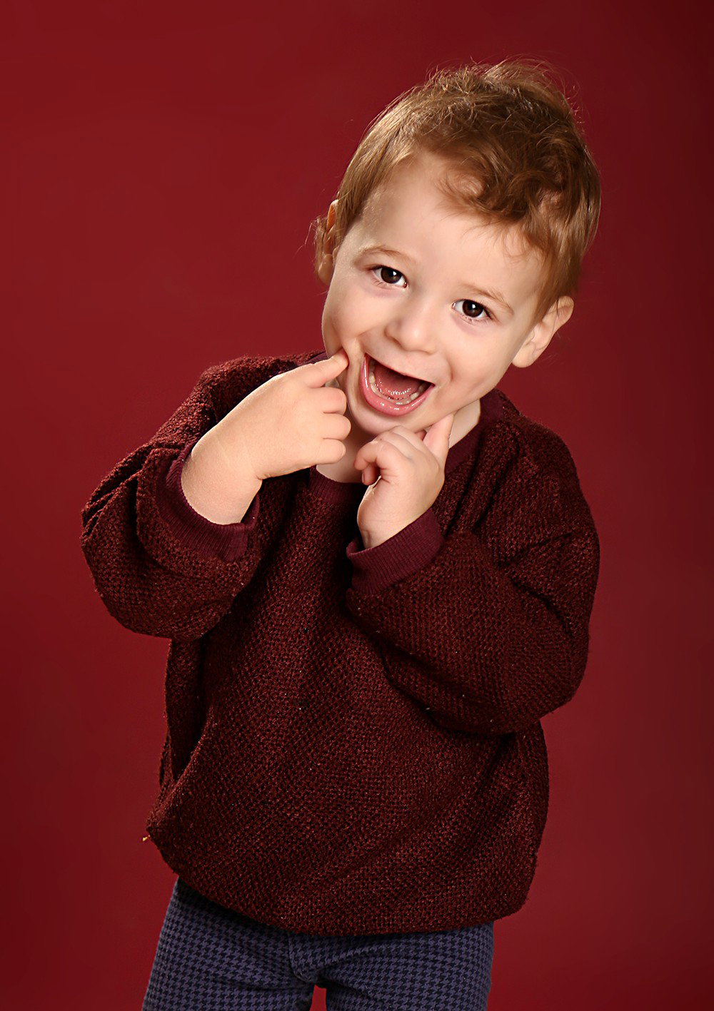 Fun and beautiful moments of childhood and family interaction!