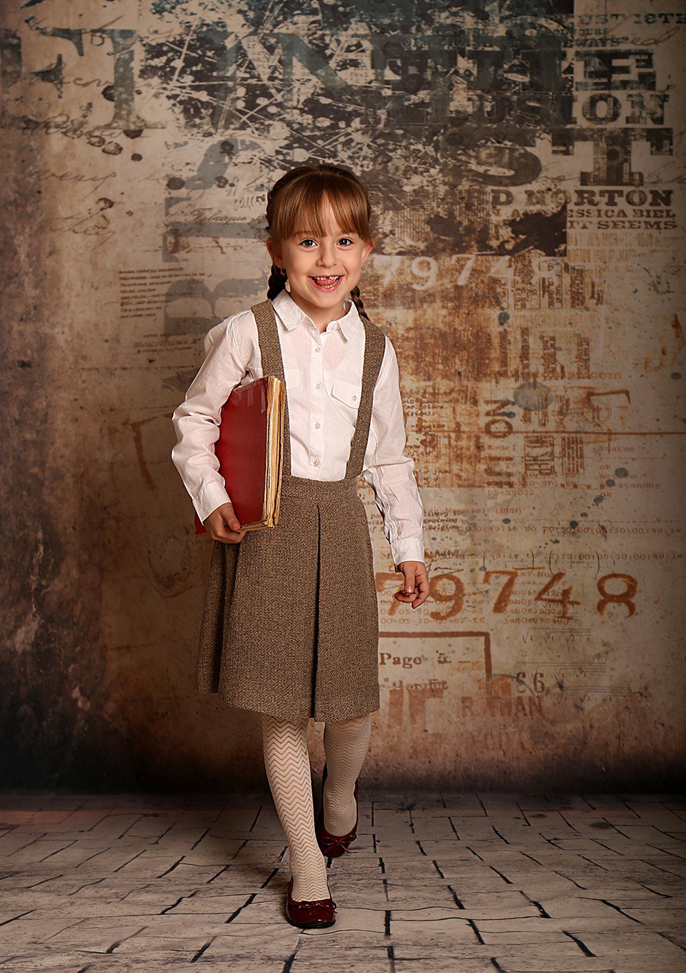 Fun and beautiful moments of childhood and family interaction!