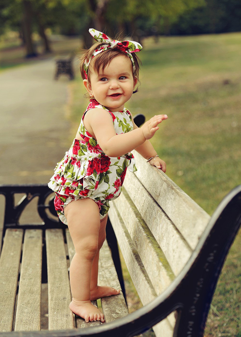 What an amazing age for photos! First birthday - how could you not, a celebration?! Recommended with cake.