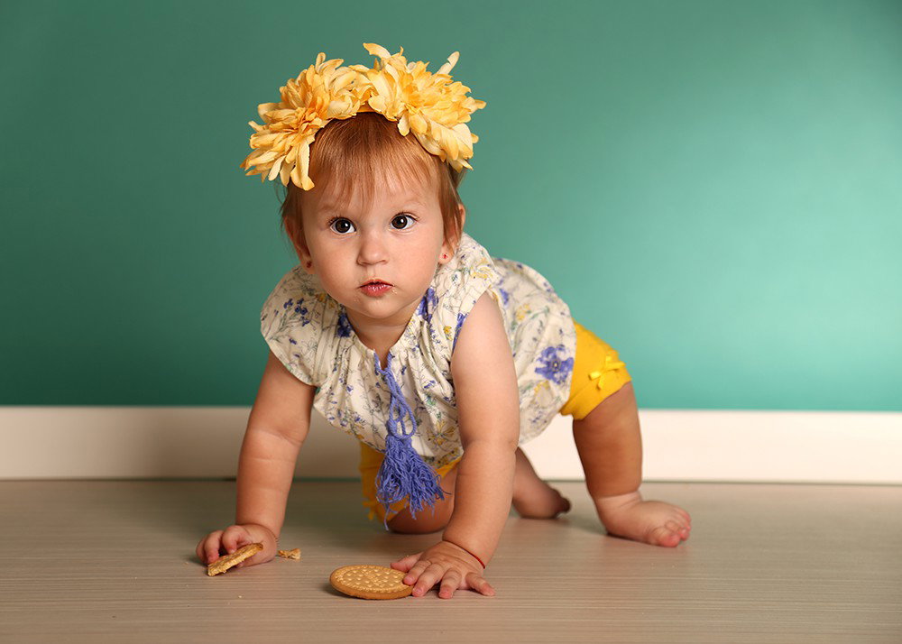 What an amazing age for photos! First birthday - how could you not, a celebration?! Recommended with cake.