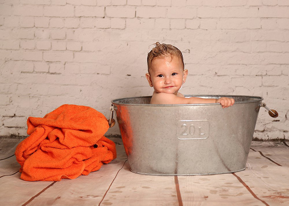 What an amazing age for photos! First birthday - how could you not, a celebration?! Recommended with cake.