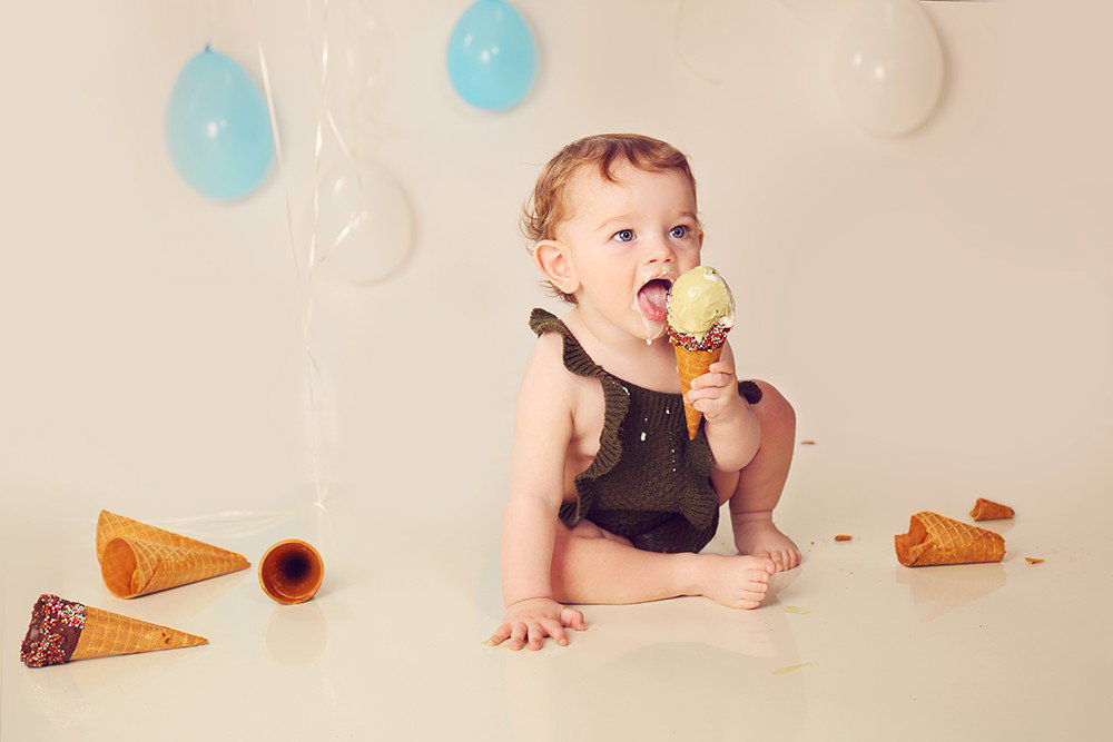 What an amazing age for photos! First birthday - how could you not, a celebration?! Recommended with cake.