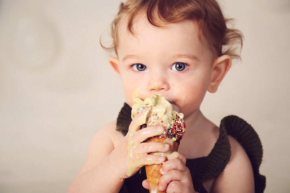 What an amazing age for photos! First birthday - how could you not, a celebration?! Recommended with cake.