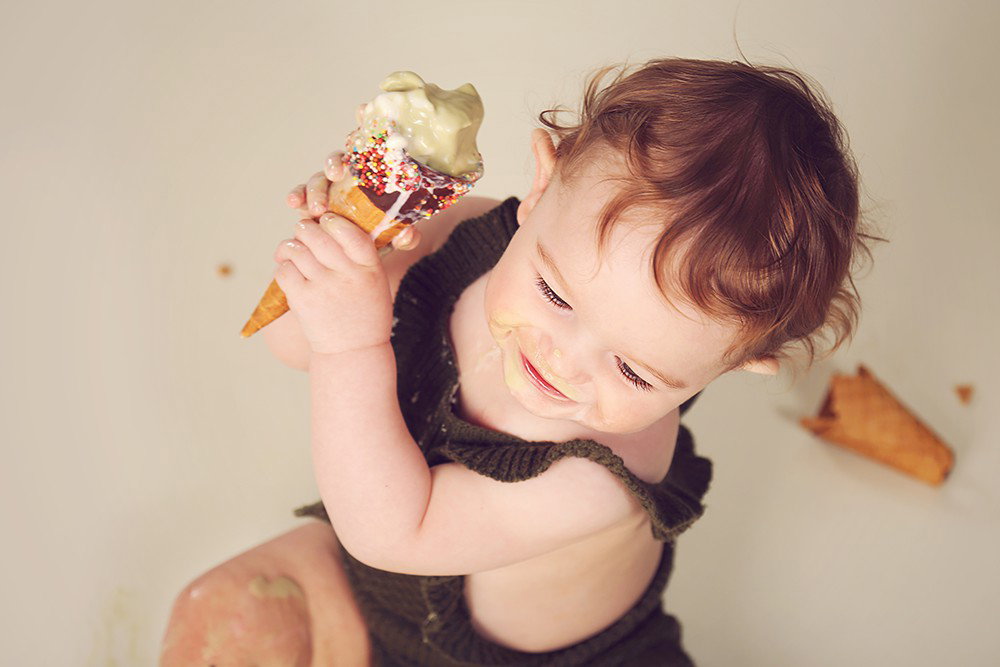 What an amazing age for photos! First birthday - how could you not, a celebration?! Recommended with cake.