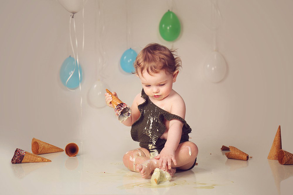 What an amazing age for photos! First birthday - how could you not, a celebration?! Recommended with cake.