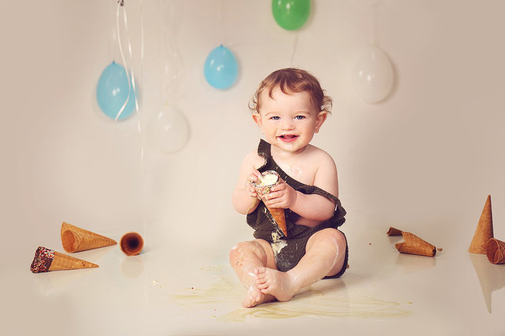 What an amazing age for photos! First birthday - how could you not, a celebration?! Recommended with cake.
