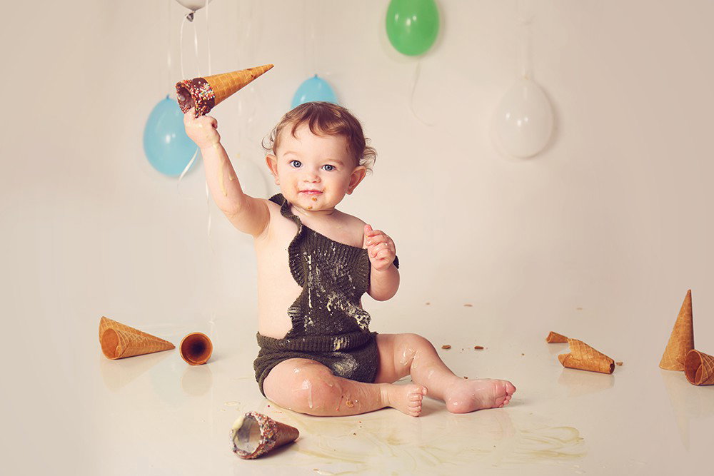 What an amazing age for photos! First birthday - how could you not, a celebration?! Recommended with cake.