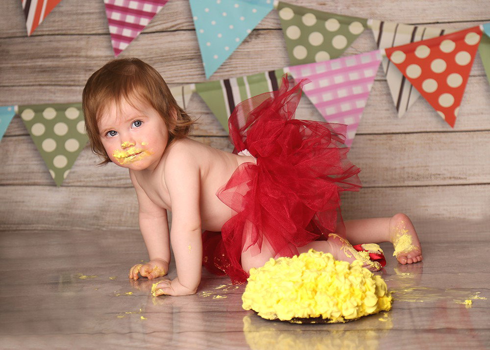 What an amazing age for photos! First birthday - how could you not, a celebration?! Recommended with cake.