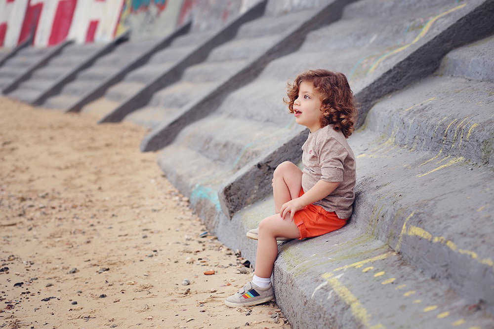 Age 3 how exciting! The moment when the little one turns into a little gerber, is told. And the hair?! At least we will have pictures as a souvenir.