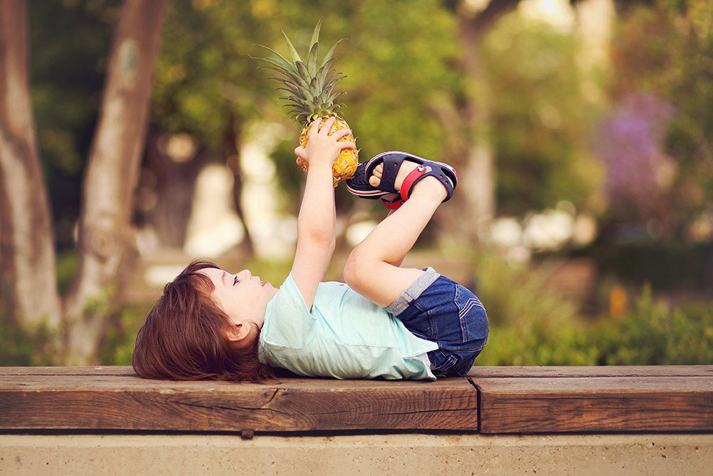Age 3 how exciting! The moment when the little one turns into a little gerber, is told. And the hair?! At least we will have pictures as a souvenir.