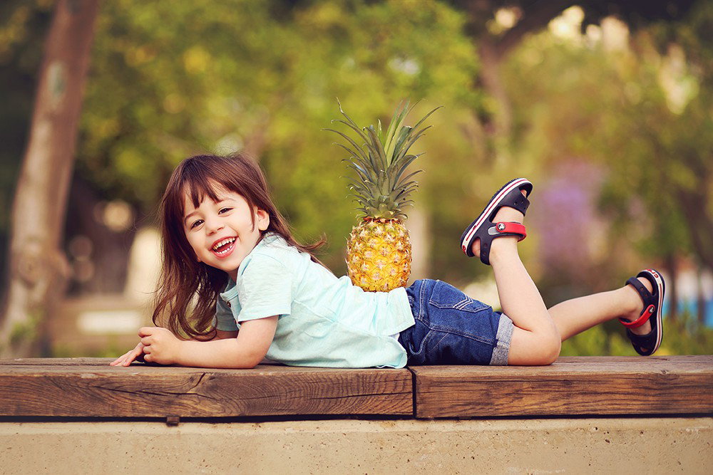 Age 3 how exciting! The moment when the little one turns into a little gerber, is told. And the hair?! At least we will have pictures as a souvenir.