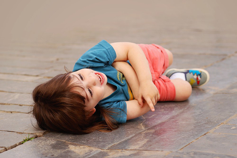 Age 3 how exciting! The moment when the little one turns into a little gerber, is told. And the hair?! At least we will have pictures as a souvenir.