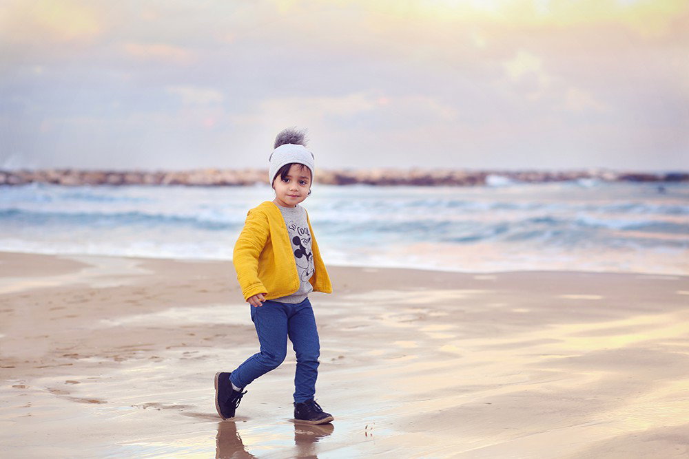 Age 3 how exciting! The moment when the little one turns into a little gerber, is told. And the hair?! At least we will have pictures as a souvenir.