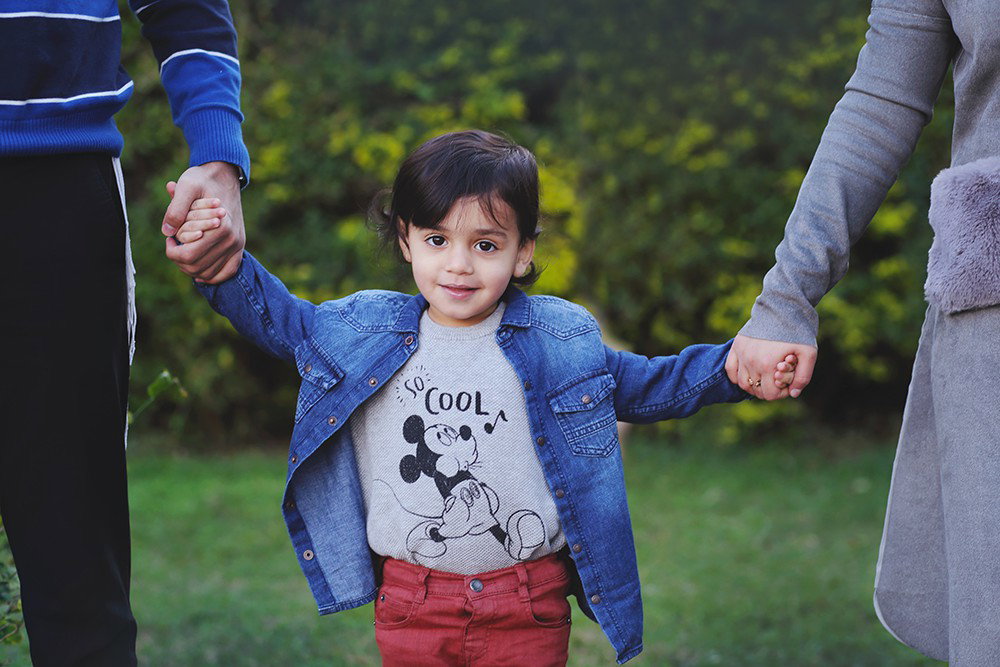Age 3 how exciting! The moment when the little one turns into a little gerber, is told. And the hair?! At least we will have pictures as a souvenir.