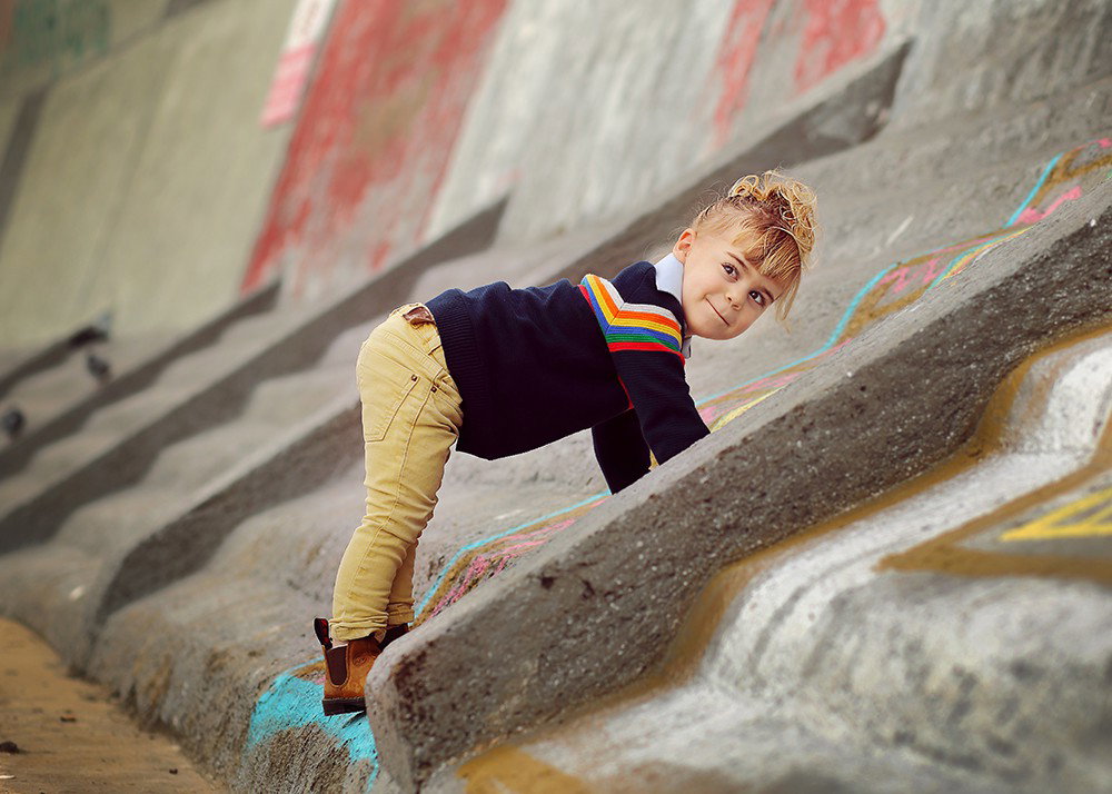 Age 3 how exciting! The moment when the little one turns into a little gerber, is told. And the hair?! At least we will have pictures as a souvenir.