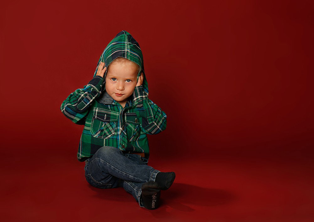 Age 3 how exciting! The moment when the little one turns into a little gerber, is told. And the hair?! At least we will have pictures as a souvenir.