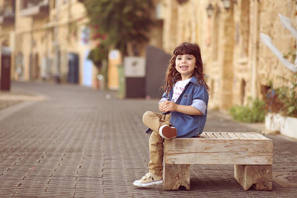 Age 3 how exciting! The moment when the little one turns into a little gerber, is told. And the hair?! At least we will have pictures as a souvenir.