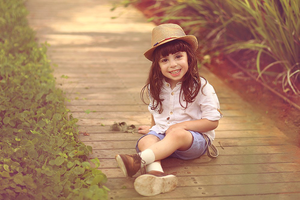Age 3 how exciting! The moment when the little one turns into a little gerber, is told. And the hair?! At least we will have pictures as a souvenir.
