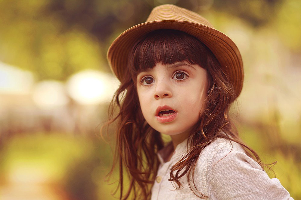 Age 3 how exciting! The moment when the little one turns into a little gerber, is told. And the hair?! At least we will have pictures as a souvenir.