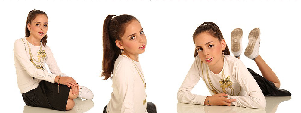 Automatically the girl turns into a girl, and this is the opportunity to indulge in a set of photos for the celebration, for her, or for the whole family.