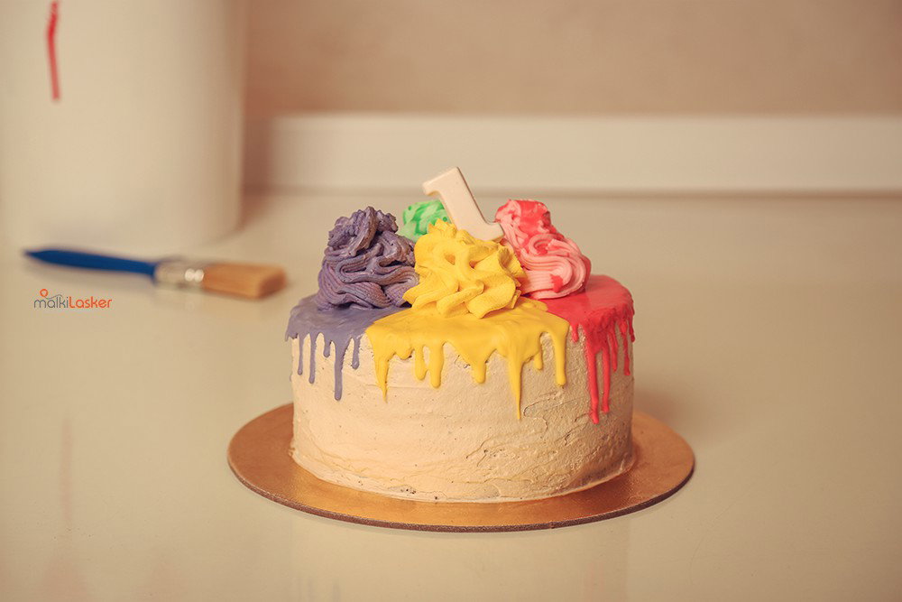 What an amazing age for photos! First birthday - how could you not, a celebration?! Recommended with cake.