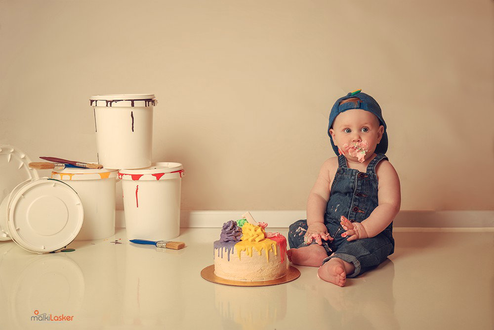 What an amazing age for photos! First birthday - how could you not, a celebration?! Recommended with cake.