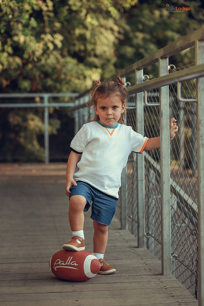 Age 3 how exciting! The moment when the little one turns into a little gerber, is told. And the hair?! At least we will have pictures as a souvenir.